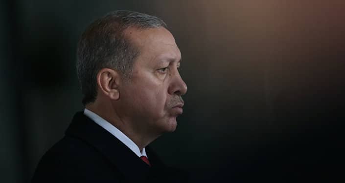 Deprem sonrası kongre ve miting yapan Cumhurbaşkanı Erdoğan'a eleştiriler devam ediyor!