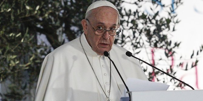 Papa Francis’in kişisel doktoru korona virüsten öldü Papanın 'da yakın arkadaşıydı