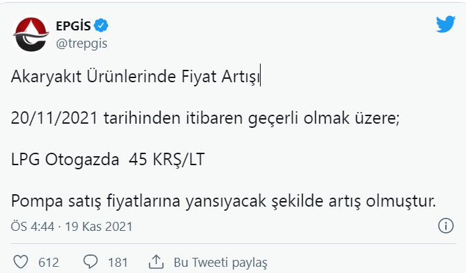 Benzin, motorin ve Otogaza zam geldi, kuyruklar oluştu! Geçtiğimiz günlerde gelen zamlardan sonra bir zam daha gelmesi bir çok kişinin tepkisine sebep oldu, vatandaşların akaryakıt istasyonlarında kuyruk oluşturdukları görüldü.