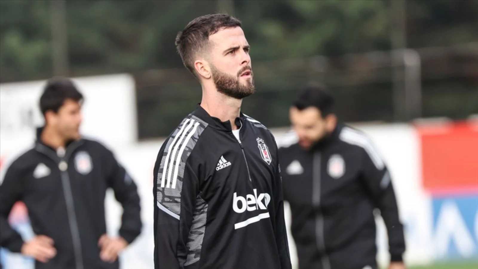 Miralem Pjanic Napoli'ye transfer oluyor!