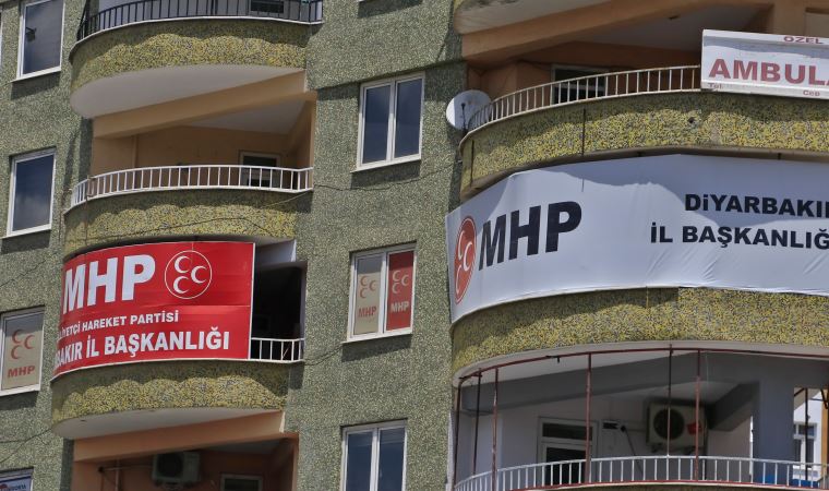 MHP Diyarbakır il Başkanı Cihan Kayaalp, 16 yaşındaki bir çocuğa cinsel istismarda bulunduğu suçlamasıyla tutuklandı