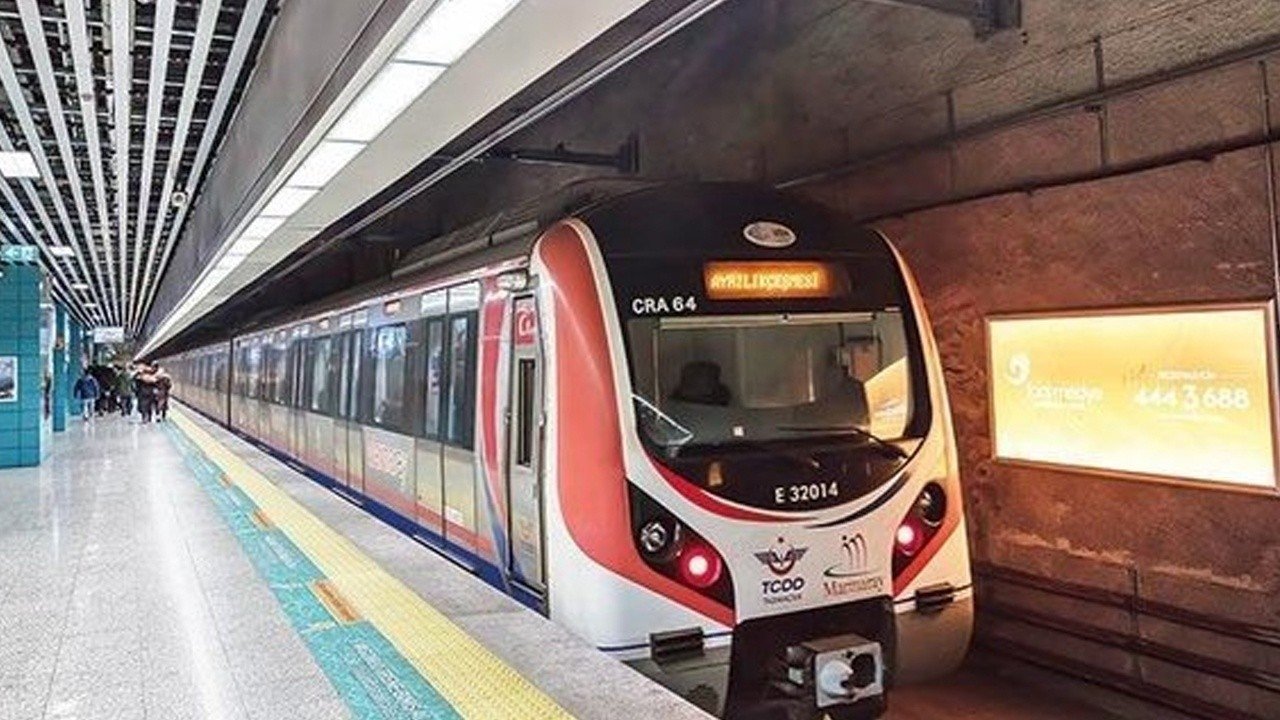 Marmaray seferler gecikti, sosyal medyadan ağır eleştiri